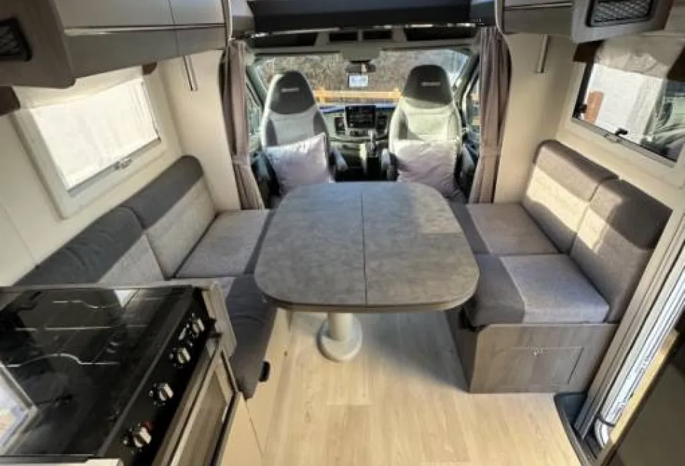 Chausson Titanium  768XLB 2020