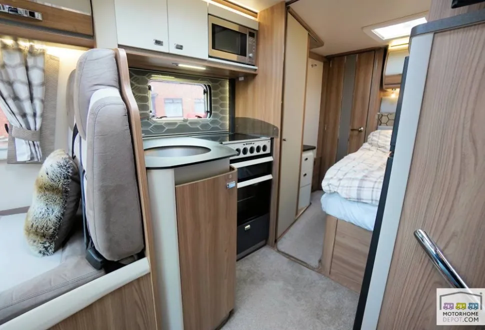Swift Bolero 724fb 2016