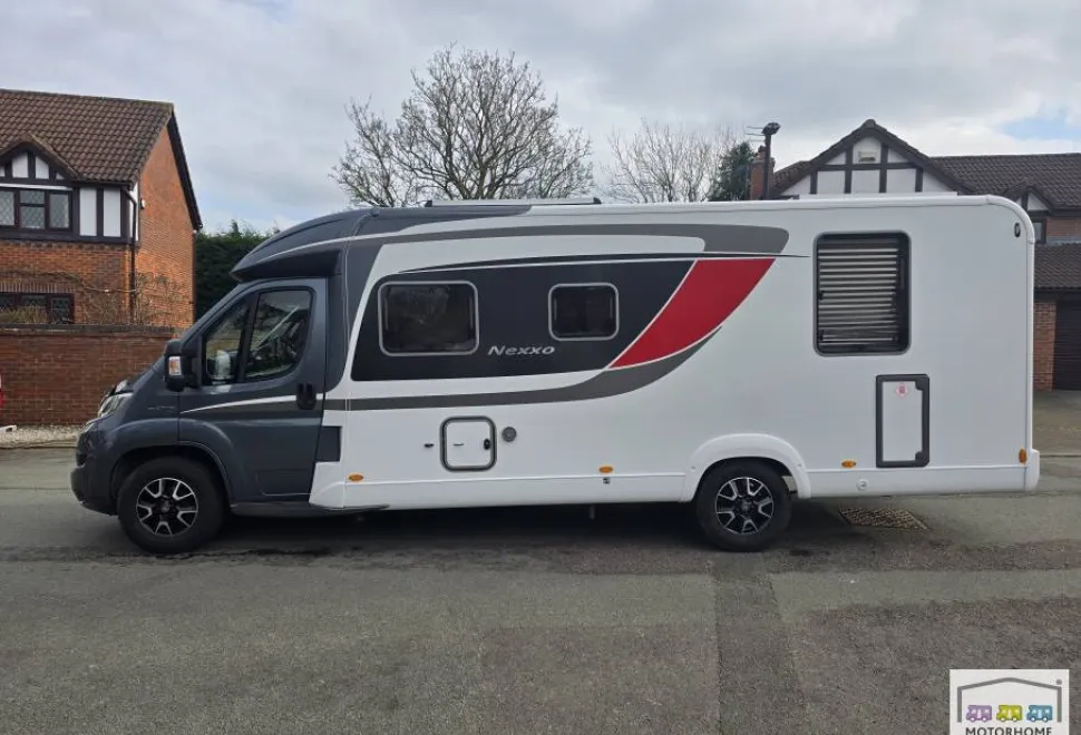 Burstner Nexxo T740 Sovereign 2016