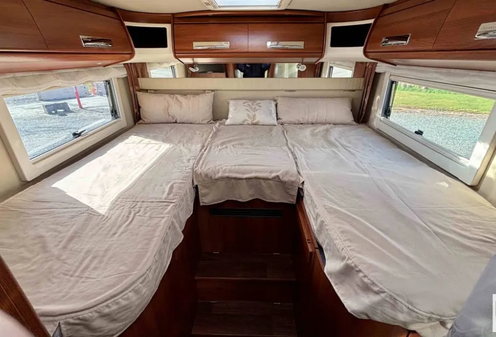 Carthago Chic E Line Yachting 50  2015