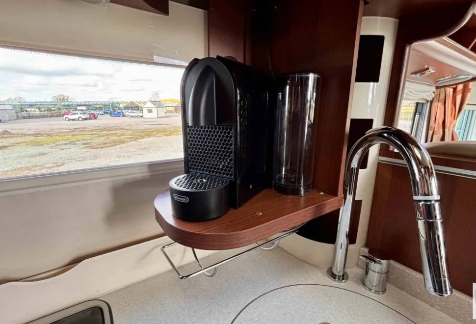 Carthago Chic E Line Yachting 50  2015