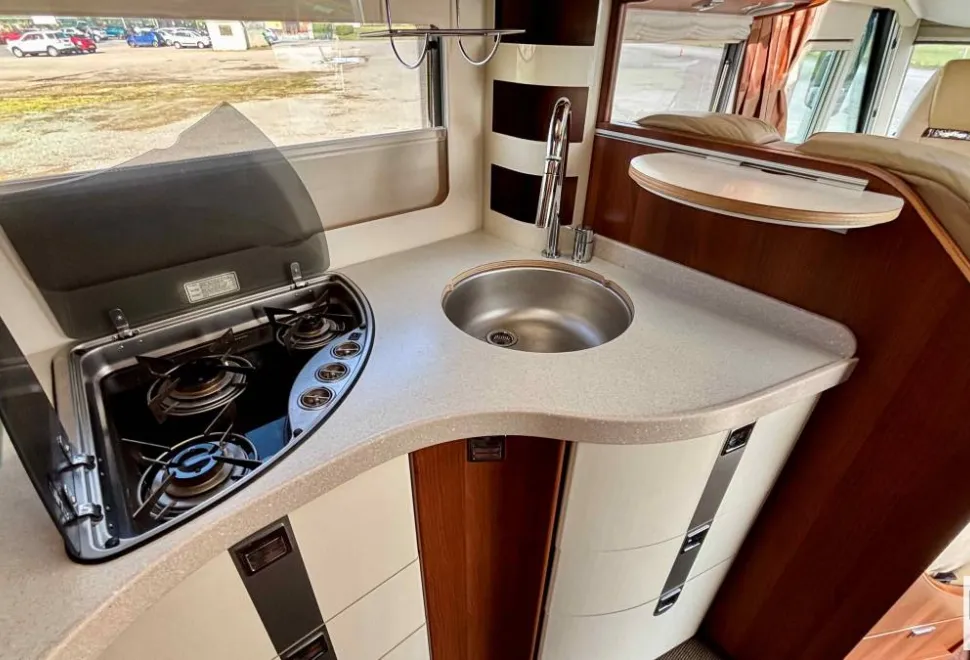 Carthago Chic E Line Yachting 50  2015