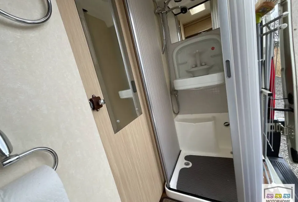 Auto-Sleepers Kemerton XL  2015