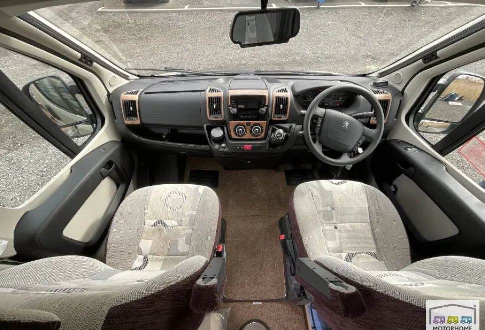 Auto-Sleepers Kemerton XL  2015