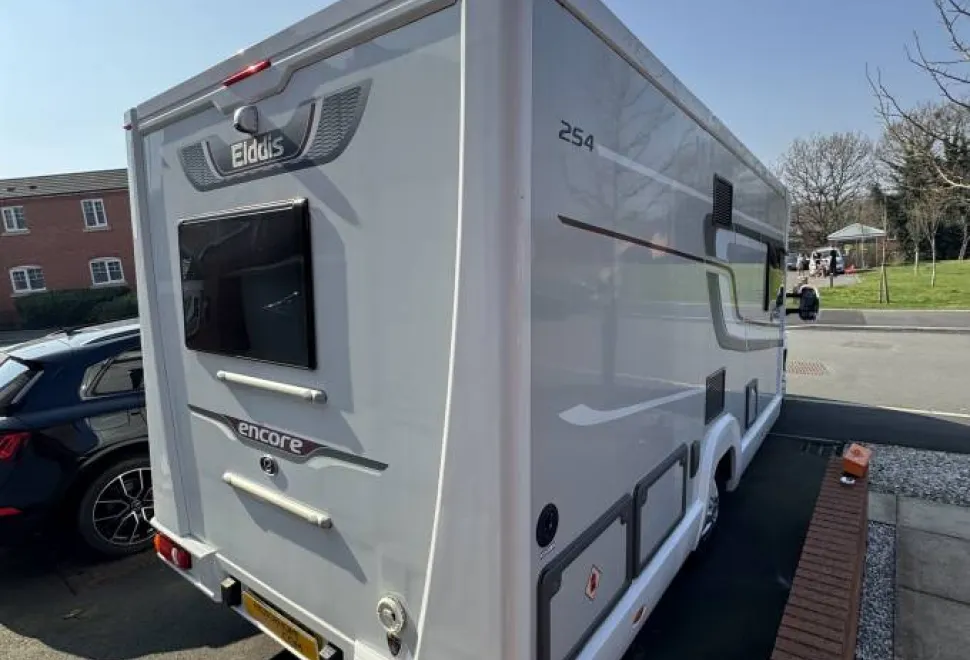 Elddis Encore 254 2017
