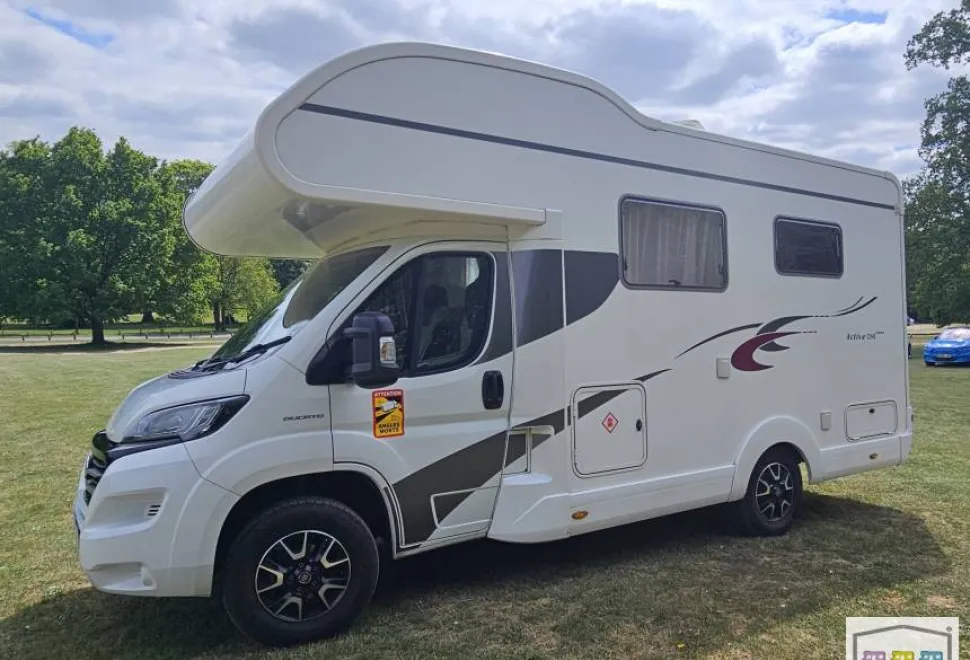Eura Mobil Activa One 630 S 2017