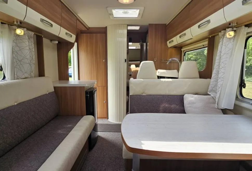 Eura Mobil Activa One 630 S 2017