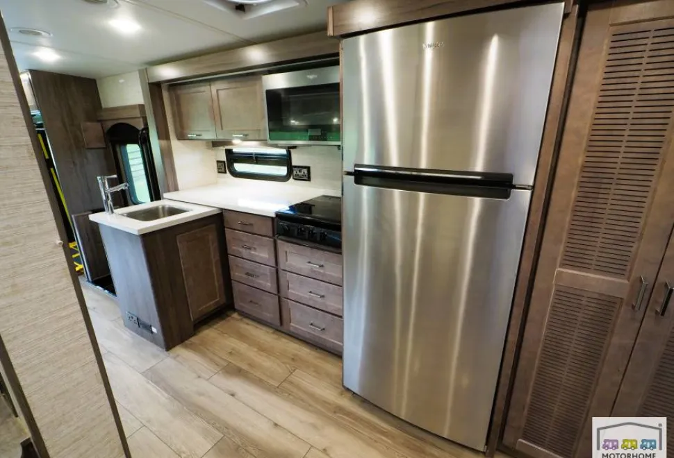 Winnebago Inspire AE 2022