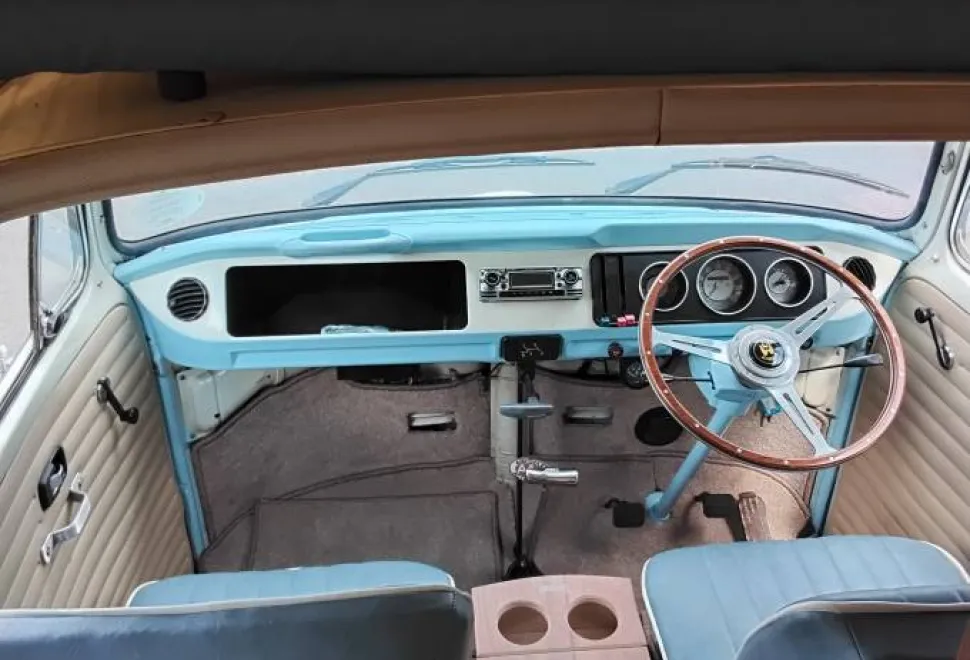 Volkswagen Westfalia T2 Bay Crossover 1973