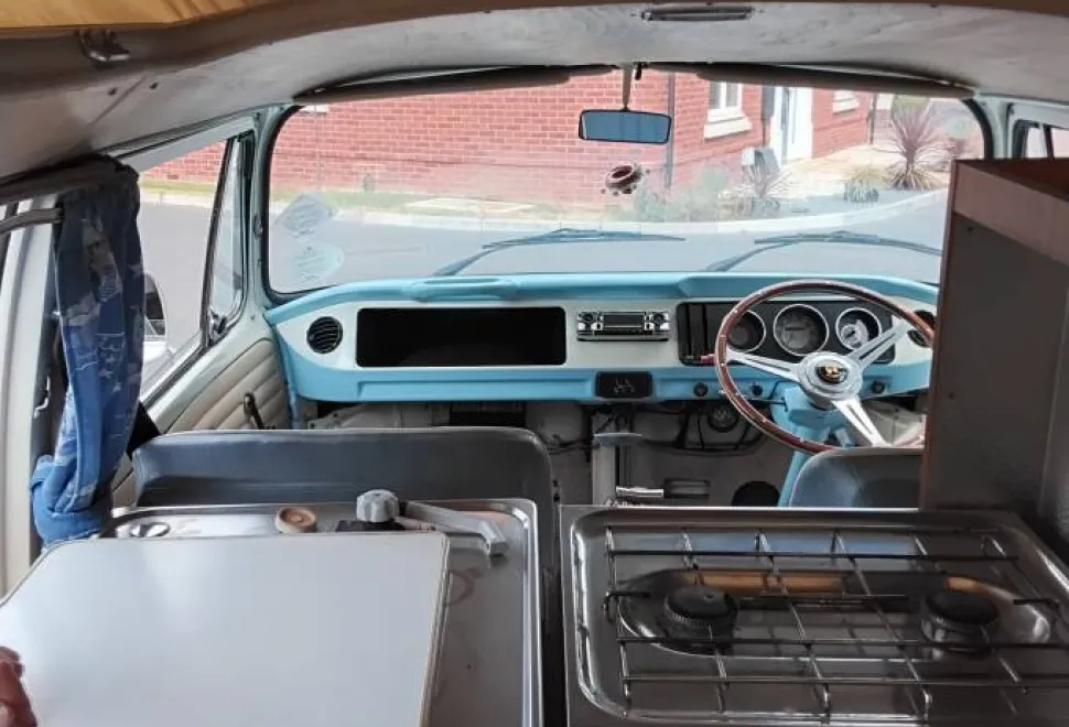 Volkswagen Westfalia T2 Bay Crossover 1973