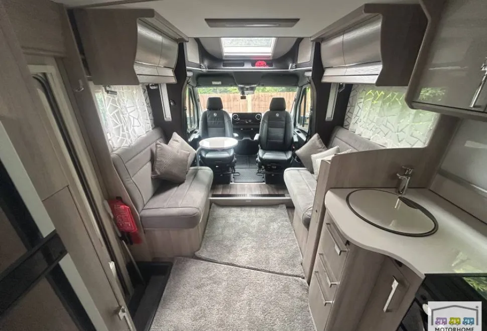 Coachman Travel Master  TM 545 2024