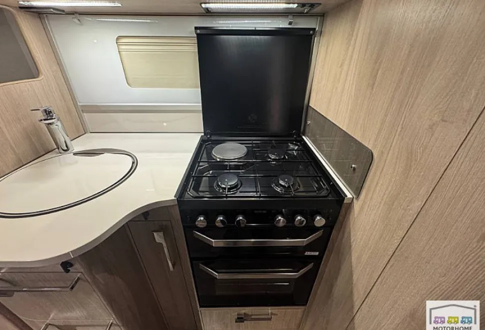 Coachman Travel Master  TM 545 2024