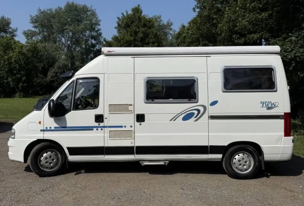 Adria Twin  2005