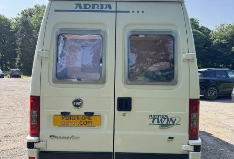 Adria Twin  2005