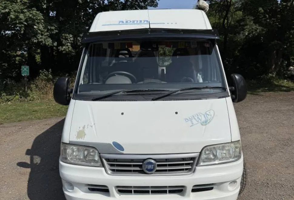 Adria Twin  2005