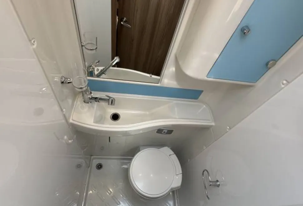Swift Escape Compact C205 2019