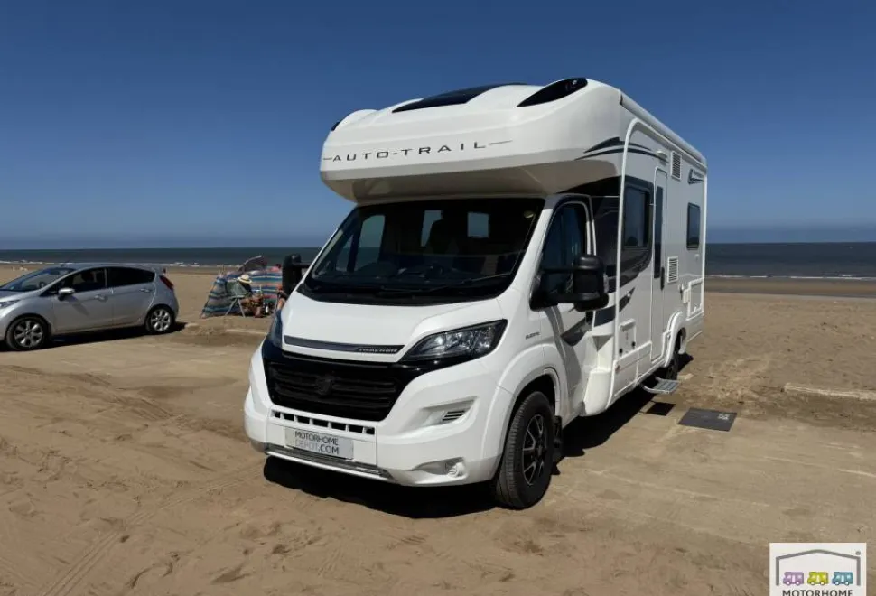 Auto-Trail Tracker FB 2020