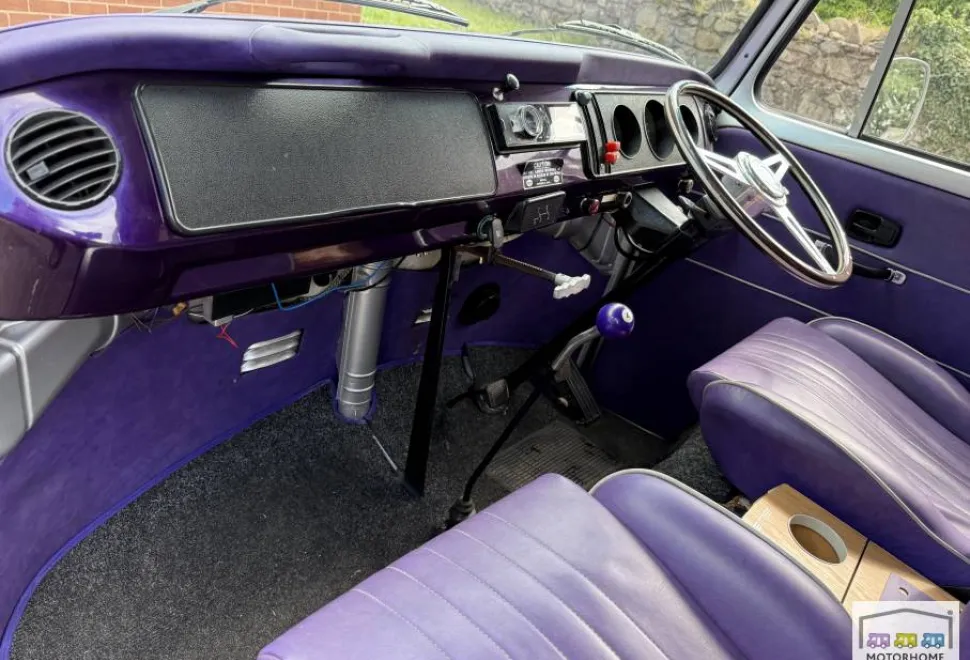 Volkswagen T2 Bay Window  1974