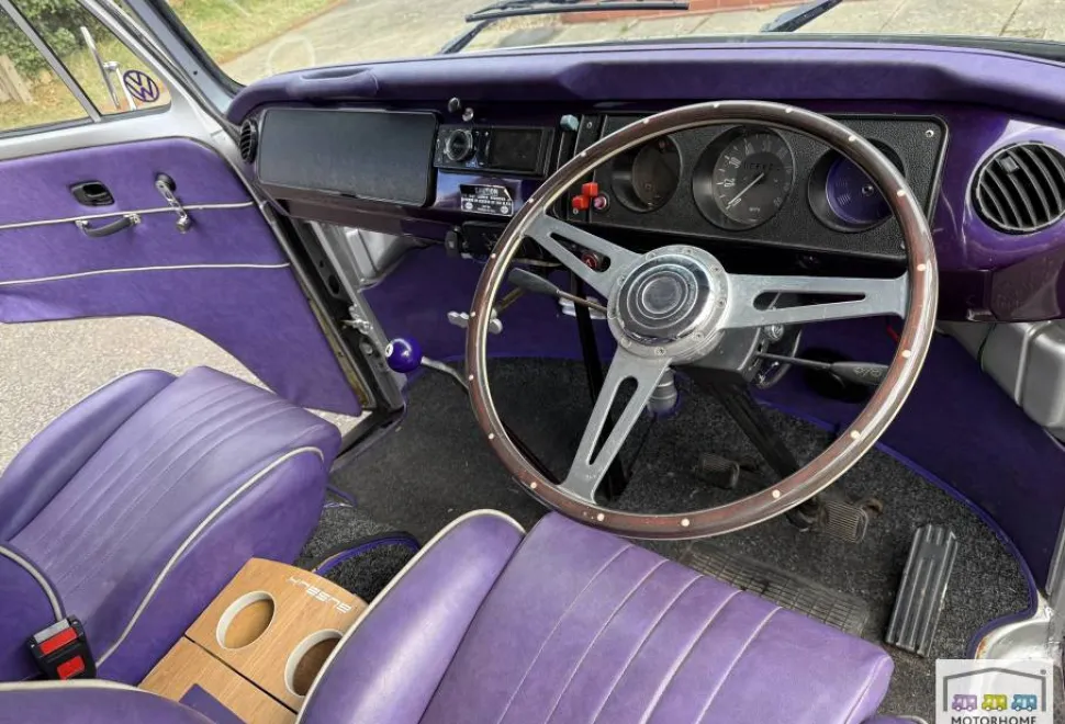Volkswagen T2 Bay Window  1974