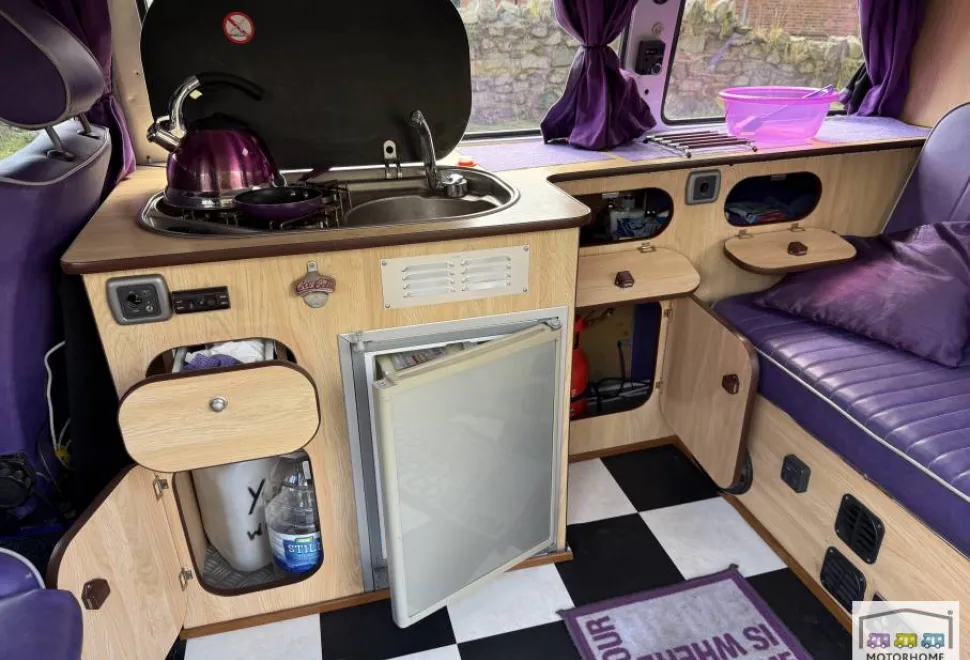 Volkswagen T2 Bay Window  1974