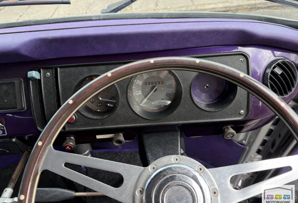 Volkswagen T2 Bay Window  1974