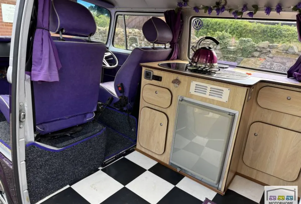 Volkswagen T2 Bay Window  1974