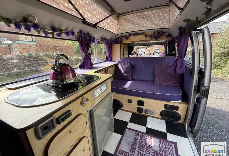 Volkswagen T2 Bay Window  1974
