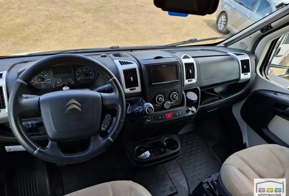 Adria Coral 670 SC 2019