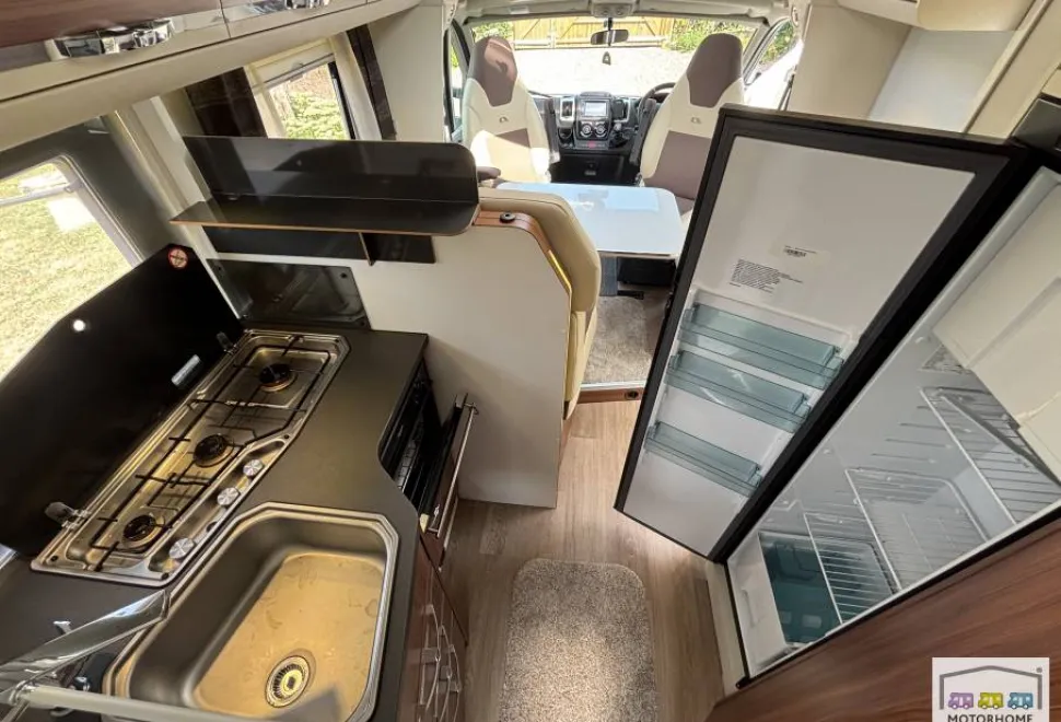 Adria Coral Plus 670sl 2017
