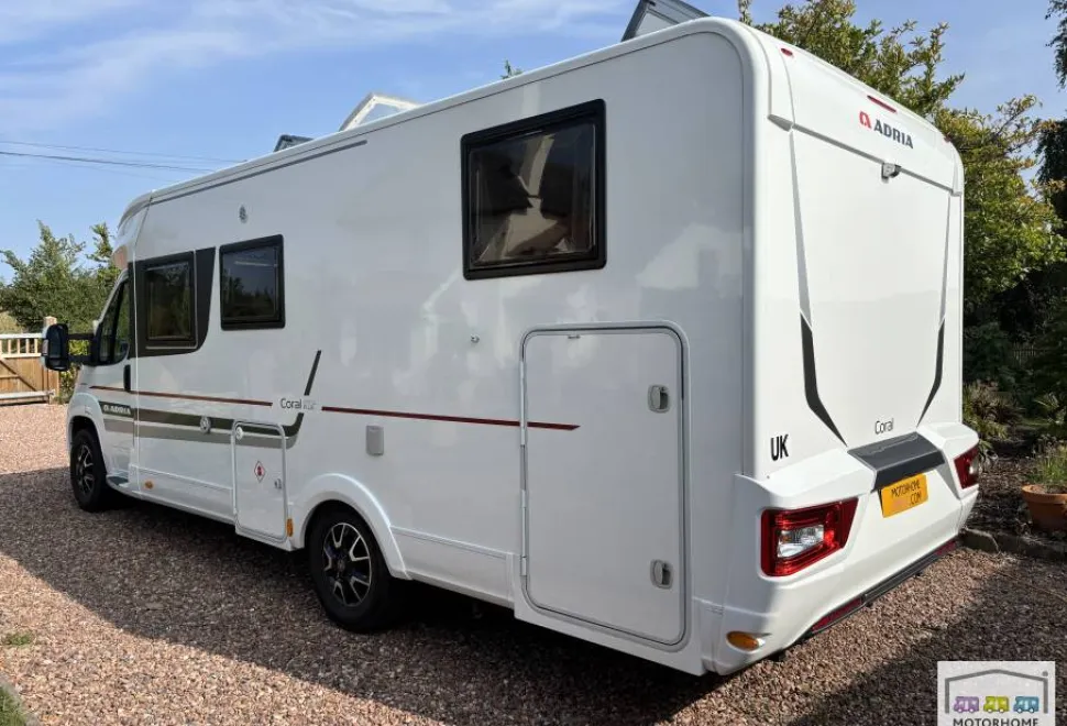 Adria Coral Plus 670sl 2017