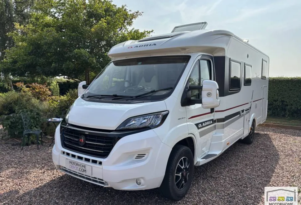 Adria Coral Plus 670sl 2017