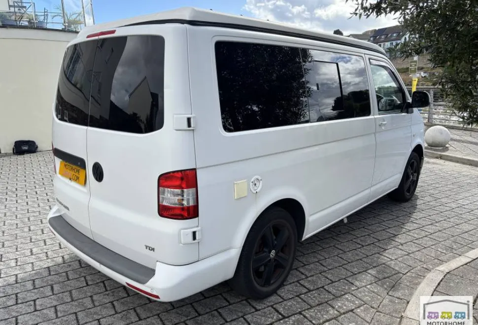 Volkswagen Transporter T28 2015