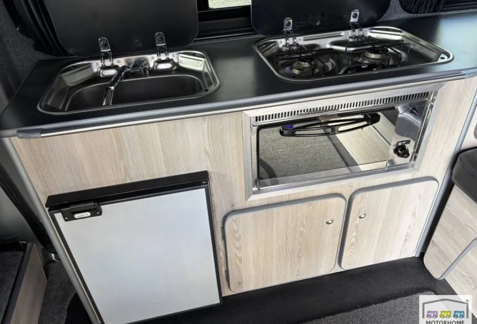 Volkswagen Transporter T28 2015