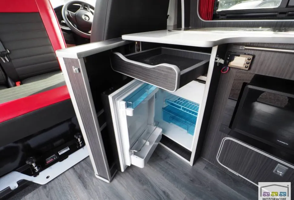 Volkswagen Transporter T28 2016