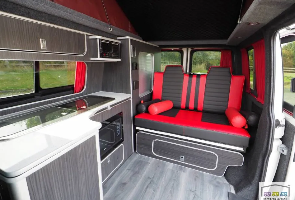 Volkswagen Transporter T28 2016