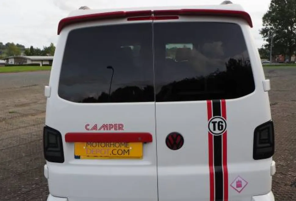 Volkswagen Transporter T28 2016