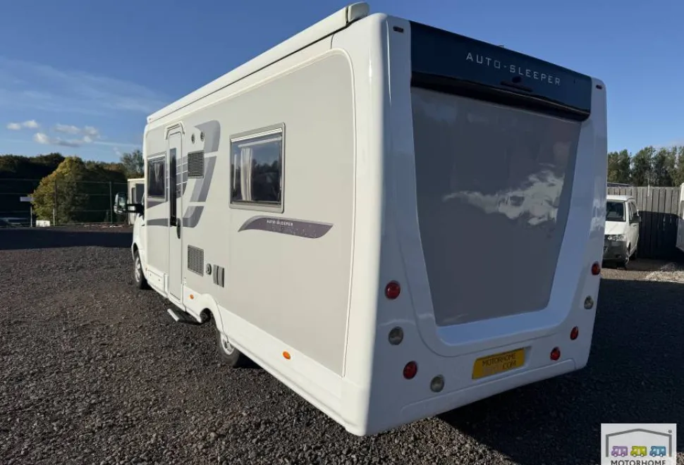 Auto-Sleepers Burford Duo 2016