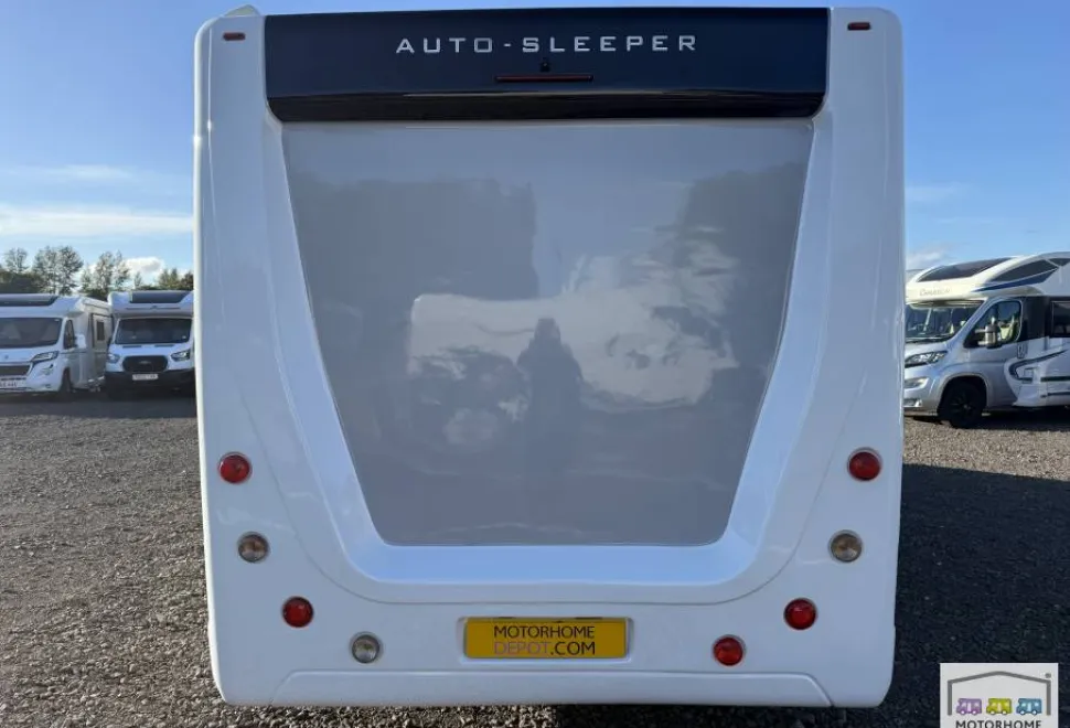Auto-Sleepers Burford Duo 2016