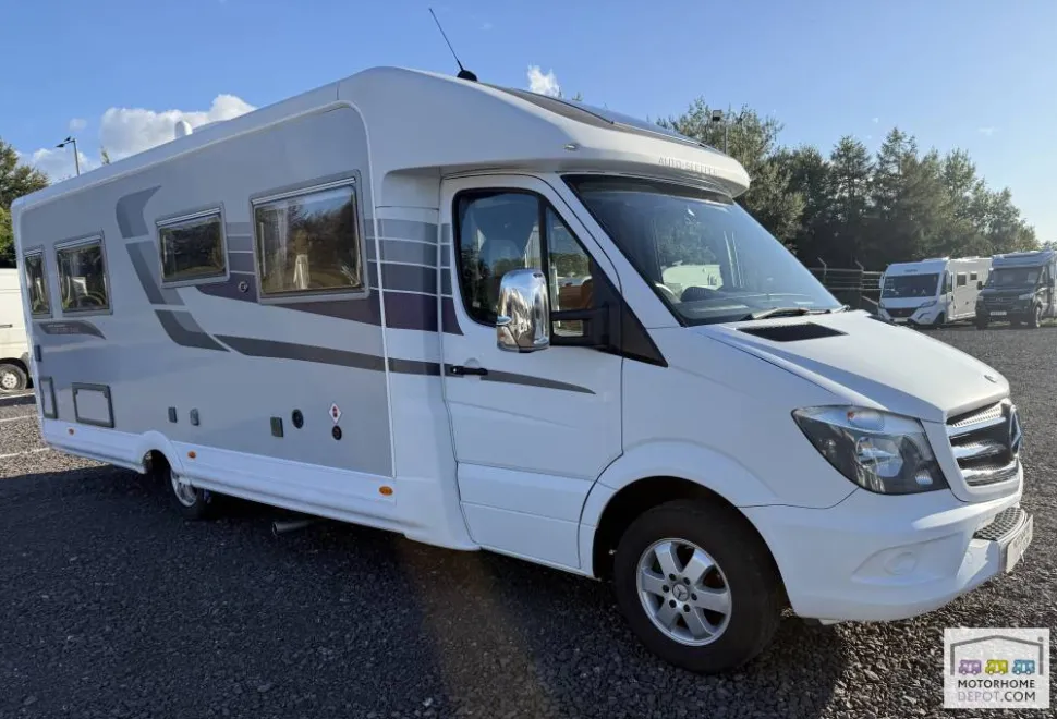 Auto-Sleepers Burford Duo 2016