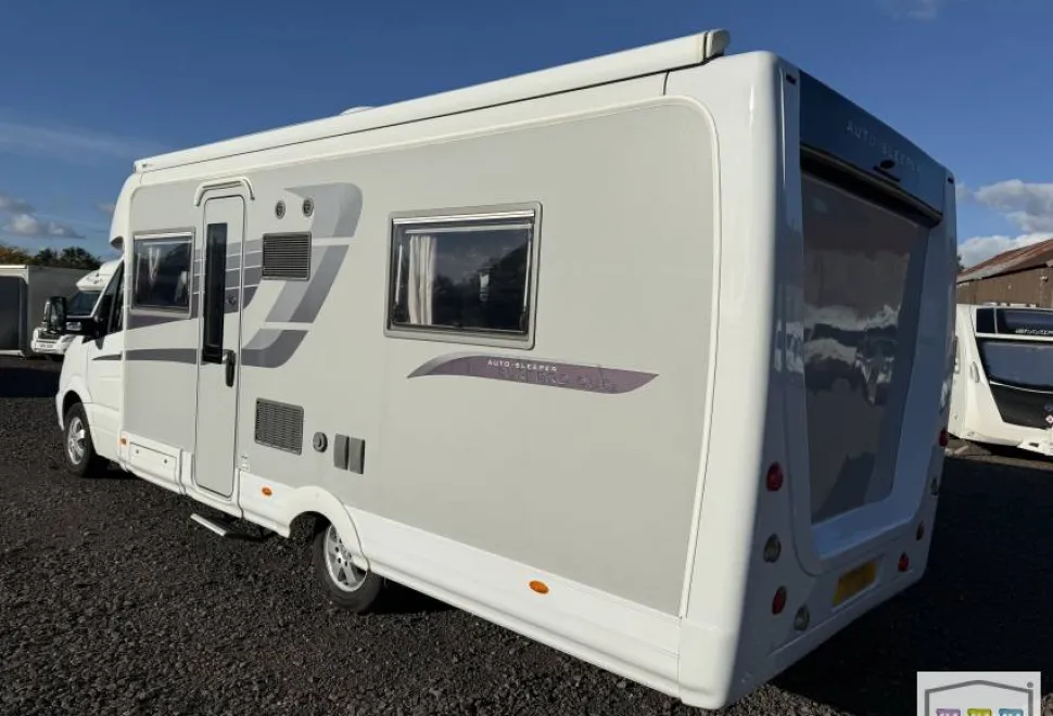 Auto-Sleepers Burford Duo 2016