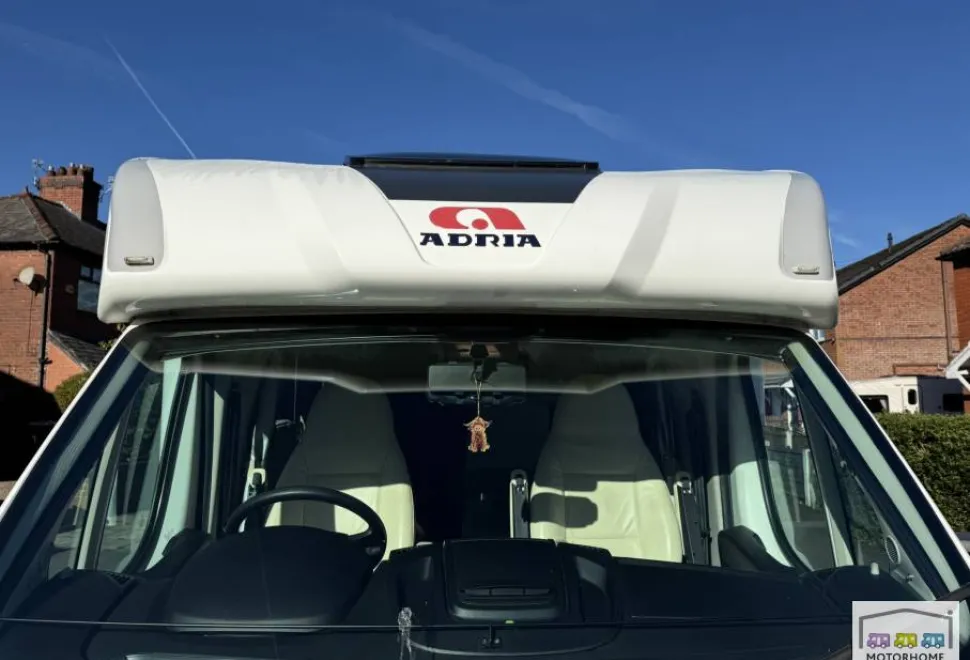 Adria Matrix M680 Sp 2013
