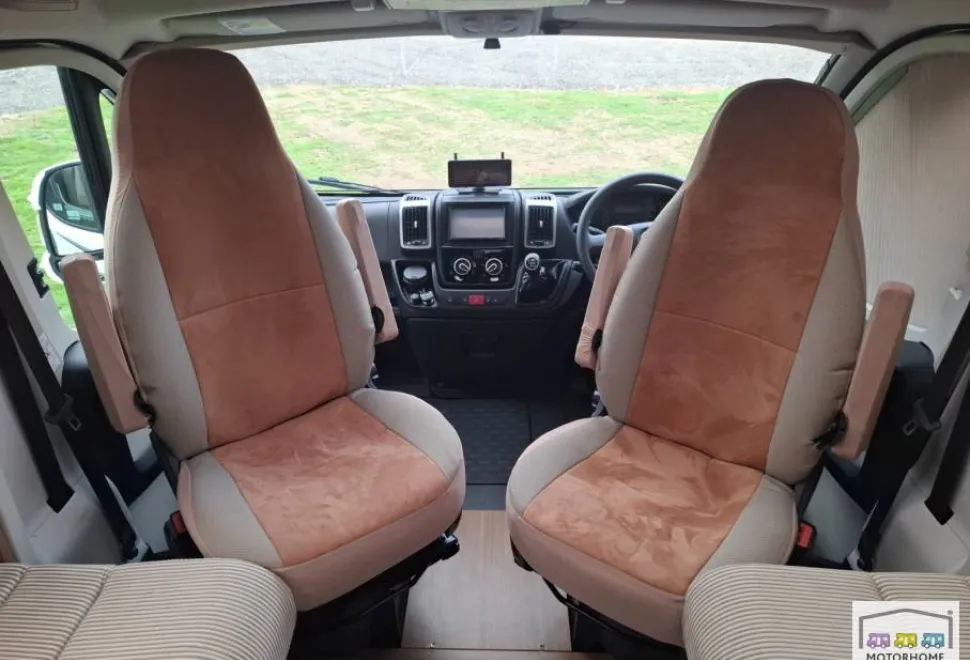 Auto-Trail Tracker RS 2013