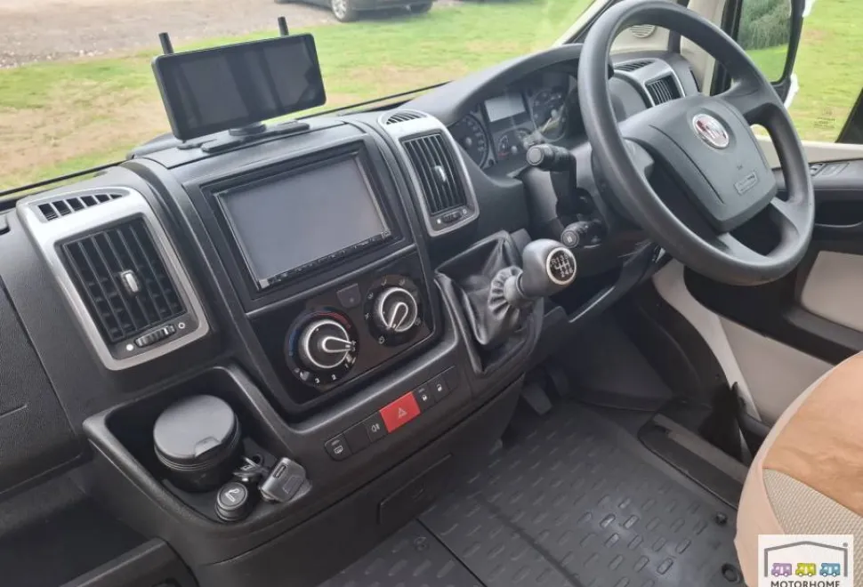 Auto-Trail Tracker RS 2013