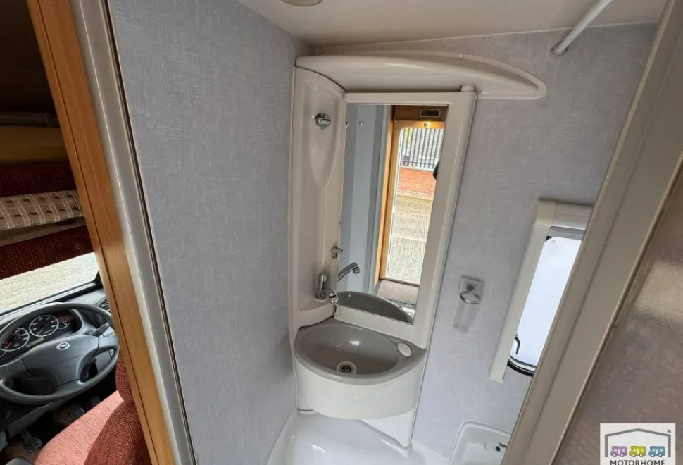 Swift Sundance 590 Pr 2006