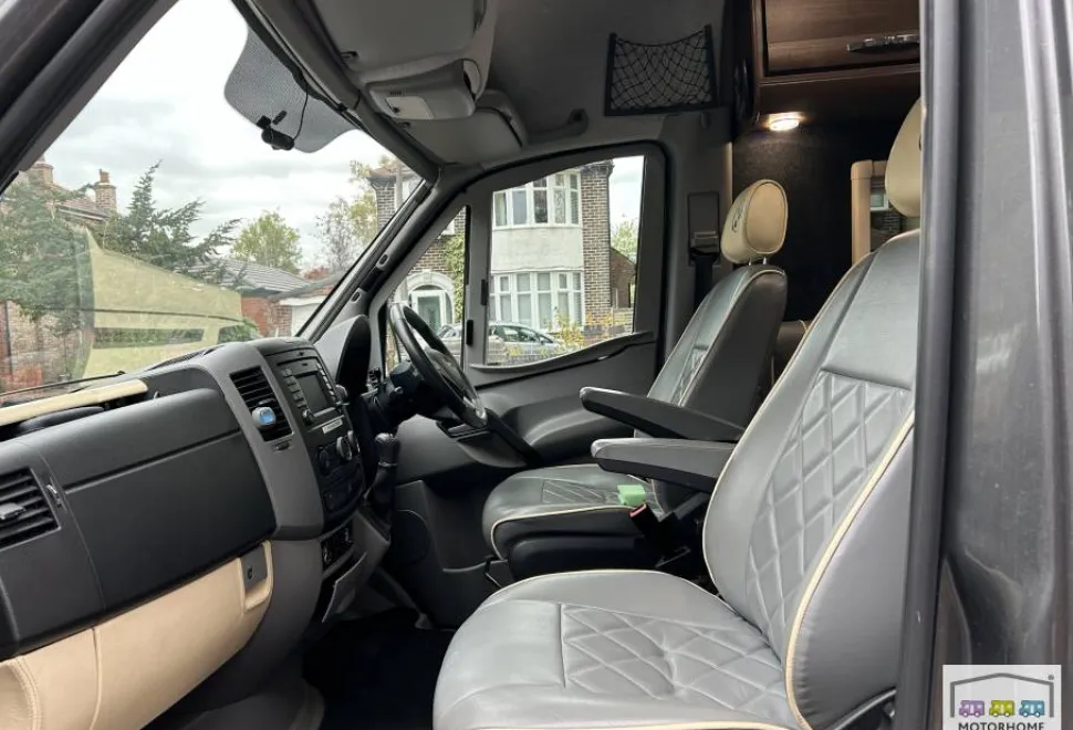McLaren Sports Home  Shadow   2018