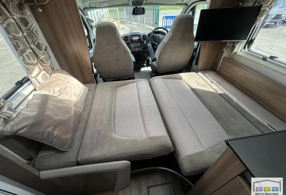 Swift Bessacarr  584 2018