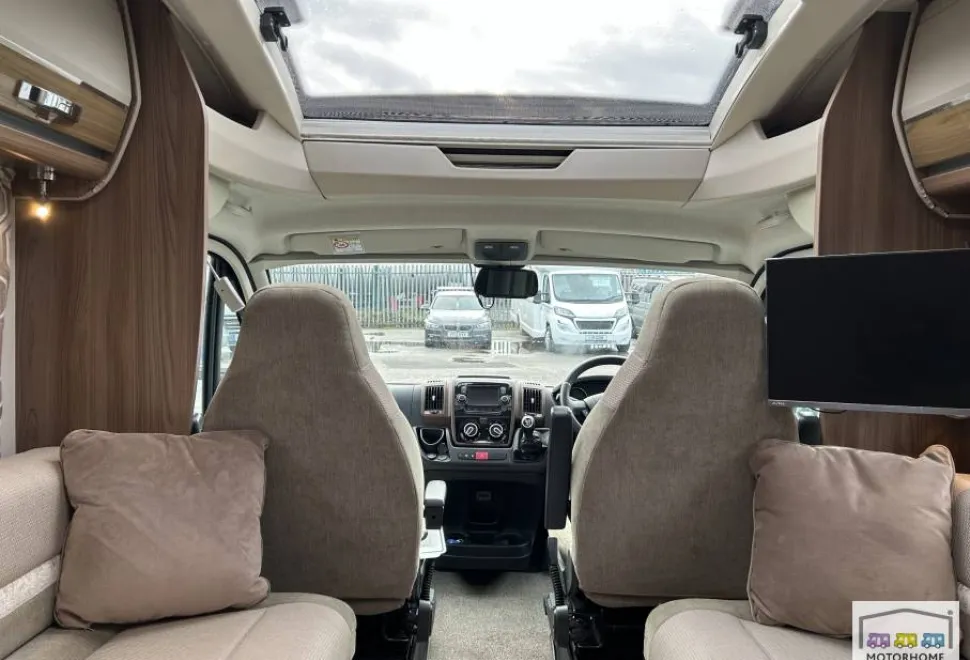 Swift Bessacarr  584 2018
