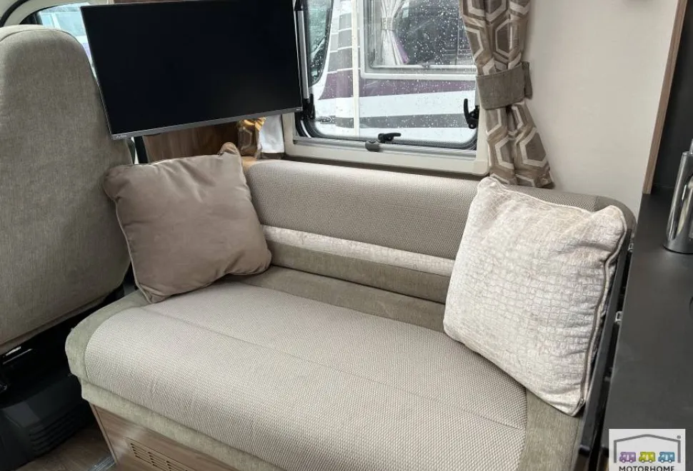 Swift Bessacarr  584 2018