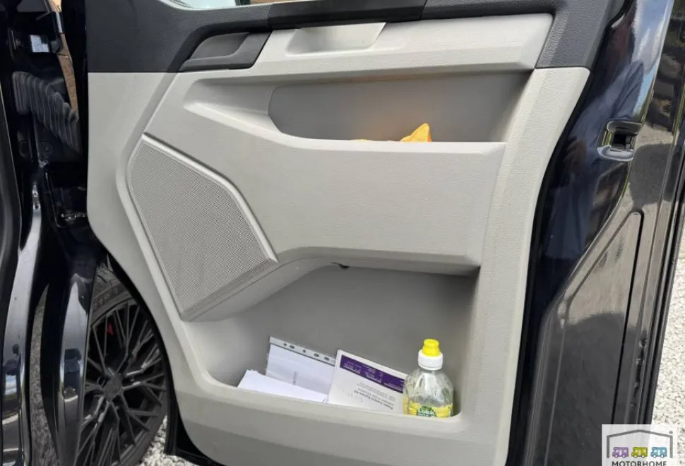 Volkswagen Campervan  2019