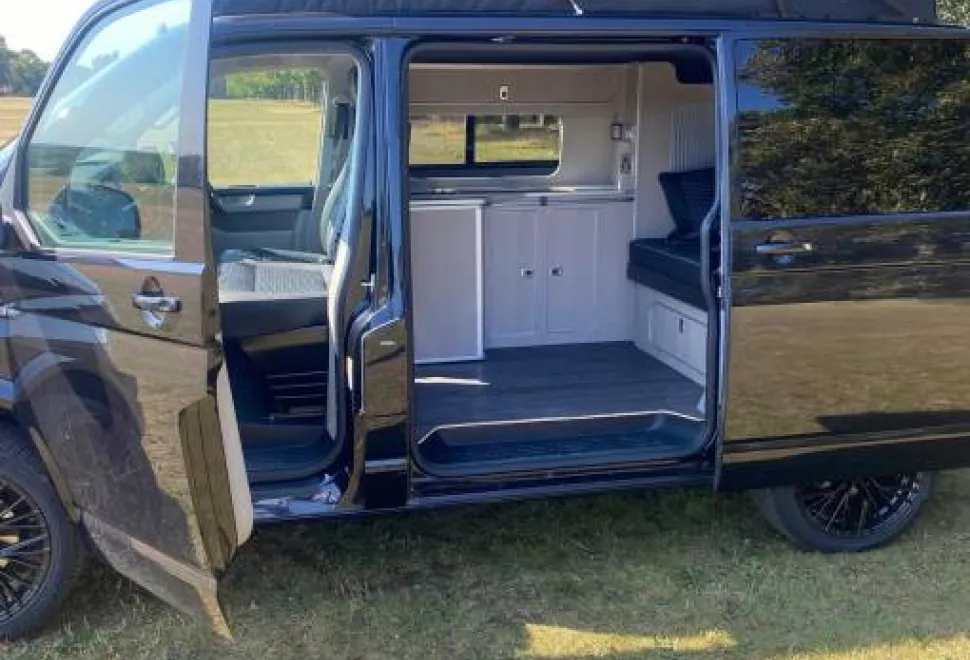 Volkswagen Campervan  2019